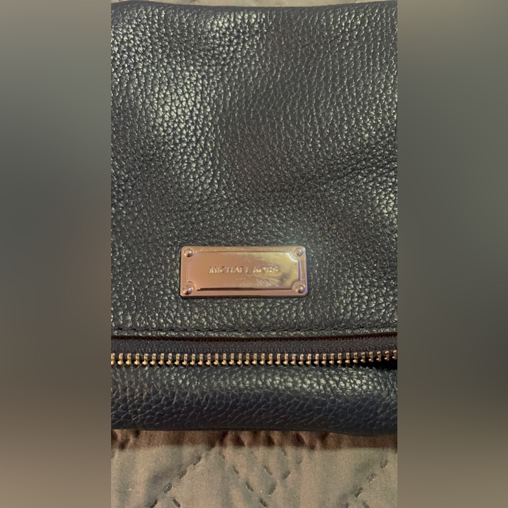 Mk Purse - Picture 3 of 6